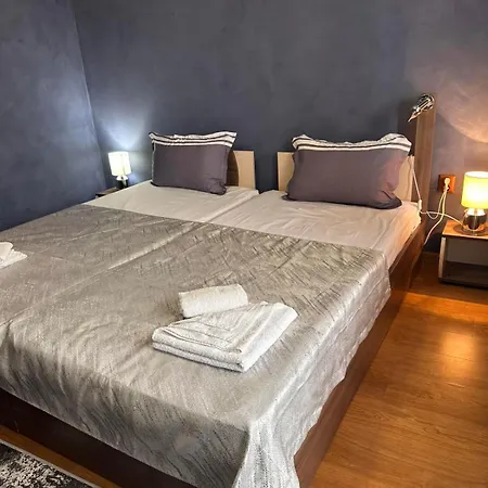 Gelov Hotel